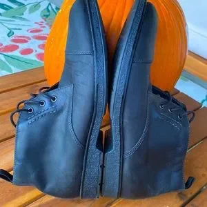 Clarks | Shoes | Clarks Collection Mens Hinman Mid Chukka  display picture 1